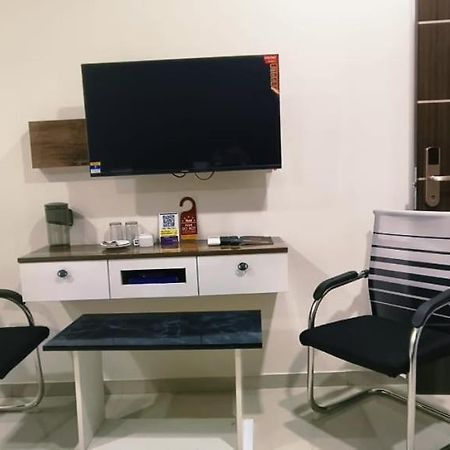 Hotel Vaishnavi Grand Mirialguda Exterior photo