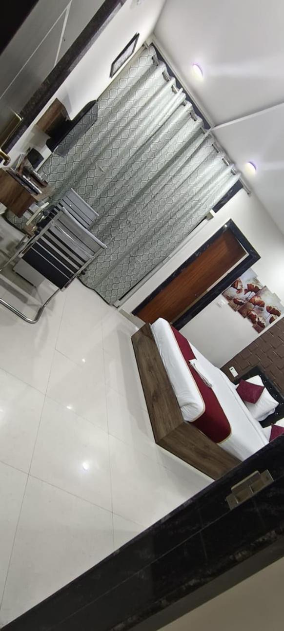 Hotel Vaishnavi Grand Mirialguda Exterior photo